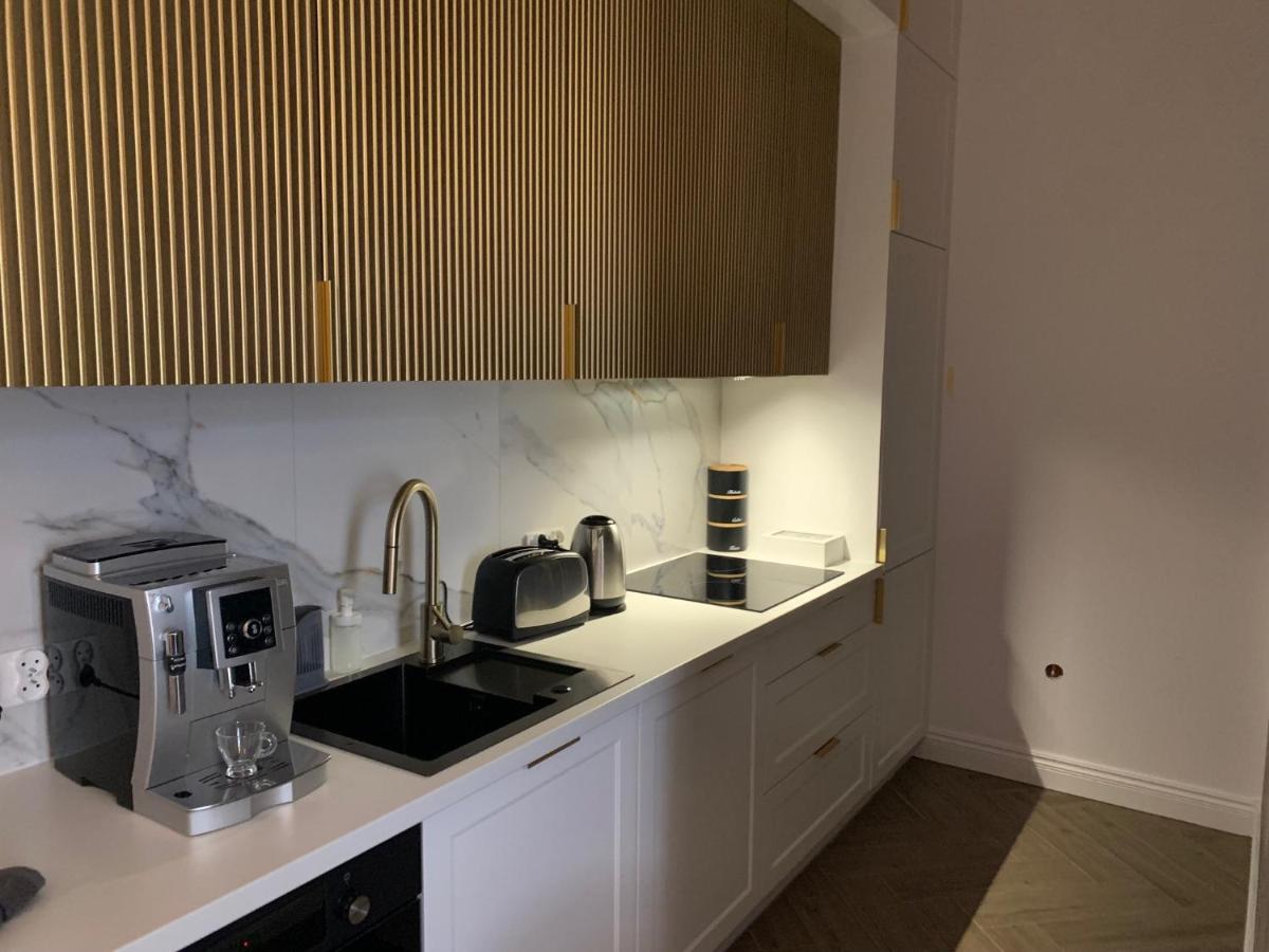 Family Sauna Sienkiewicza: Downtown Retreat With Private Wellness Apartment