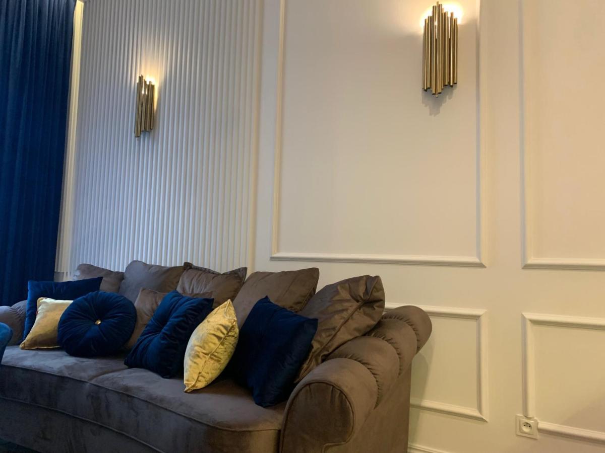 Family Sauna Sienkiewicza: Downtown Retreat With Private Wellness Apartment *