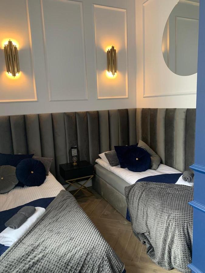 Family Sauna Sienkiewicza: Downtown Retreat With Private Wellness Apartment